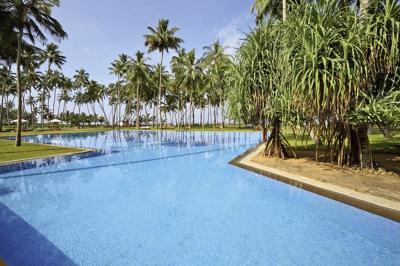 The Blue Water Hotel 9