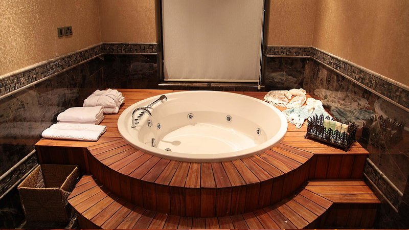 Cratos Premium Hotel & Casino 31