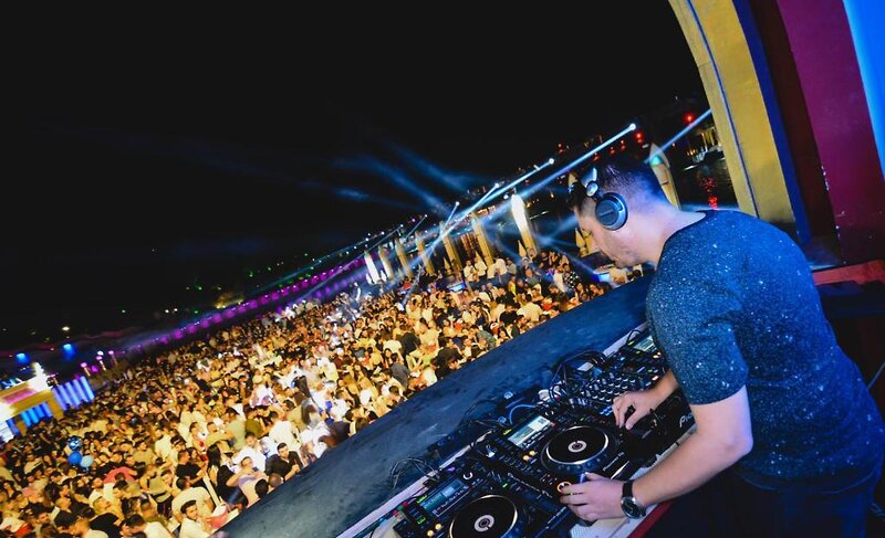 Cratos Premium Hotel & Casino 33