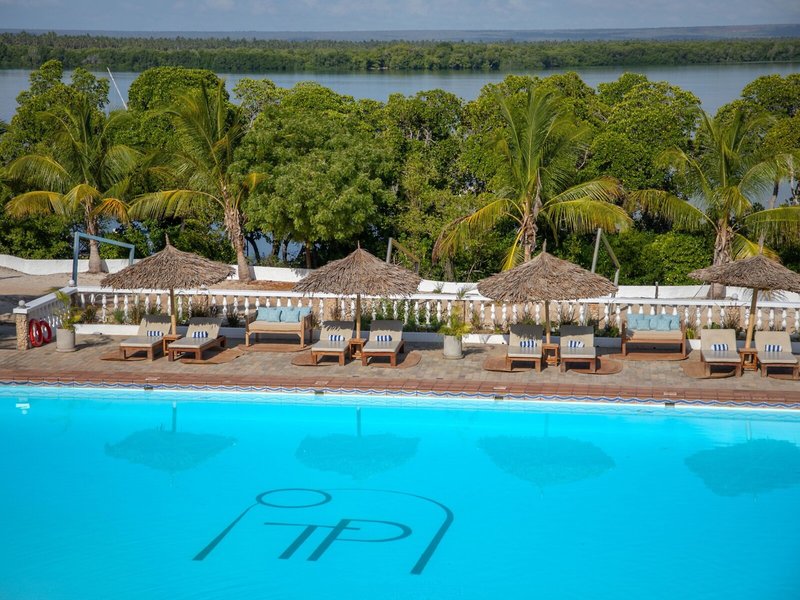 Temple Point Resort 8