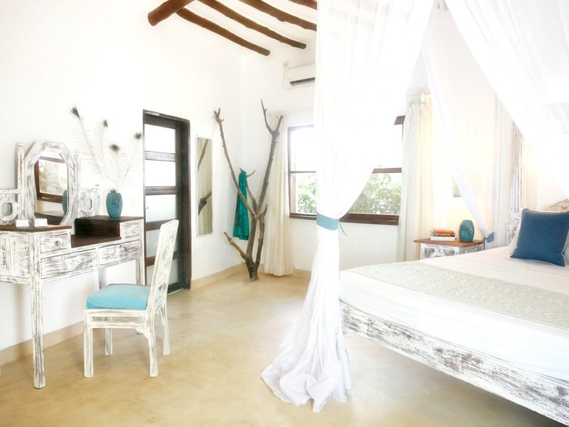 Temple Point Resort 40