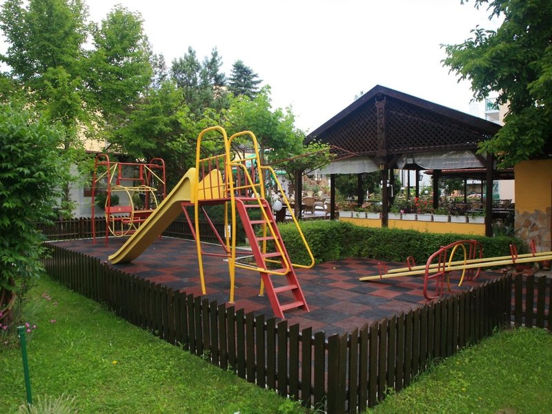 Trakia Garden 6 - Family