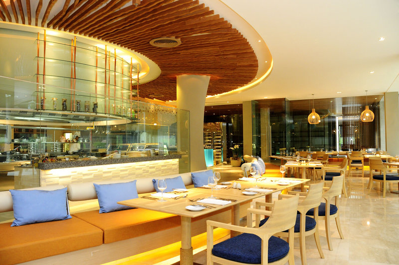 Renaissance Phuket Resort & Spa 14