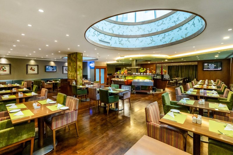 Montreal Barsha Hotel 7