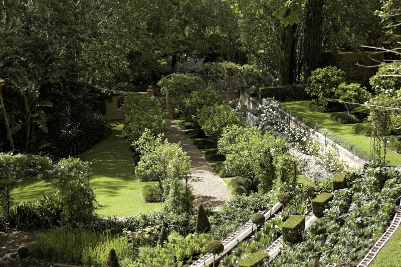 The Cellars-Hohenort Hotel 1