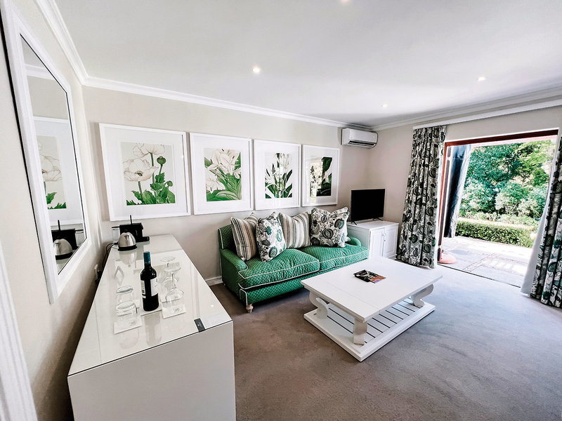 The Cellars-Hohenort Hotel 13