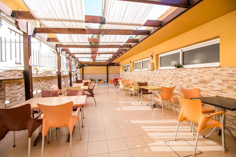 Filmar Hotel 8