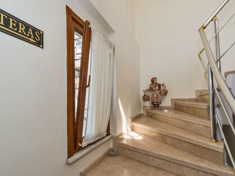 May Hotel Istanbul 8