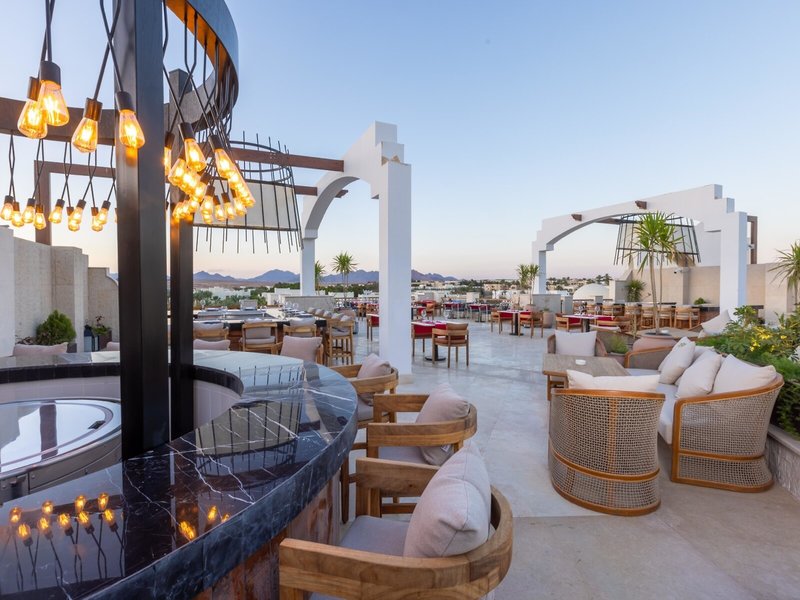 Le Royale Luxury Collection Resort  26
