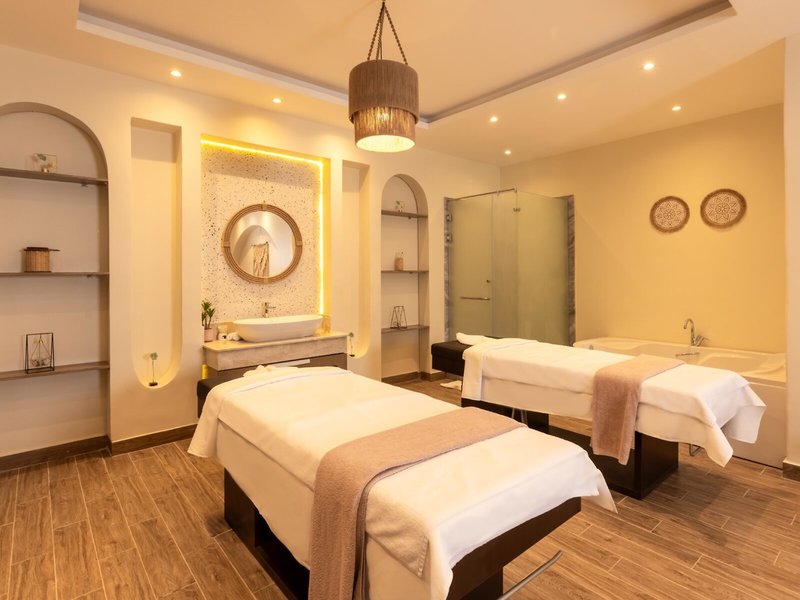 Le Royale Luxury Collection Resort  28