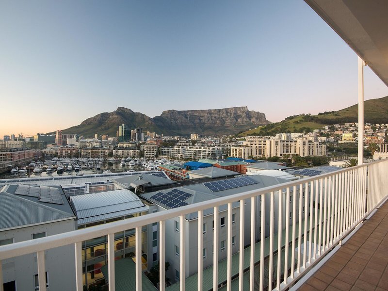 The Commodore Hotel 2