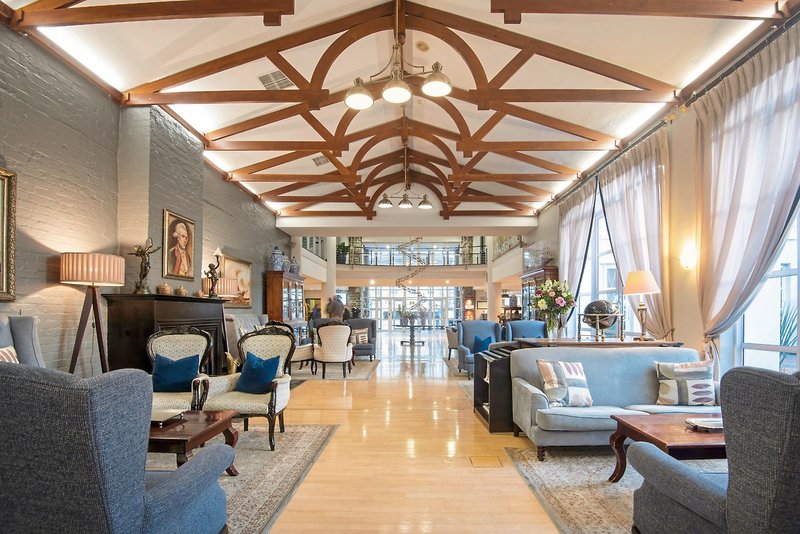 The Commodore Hotel 5