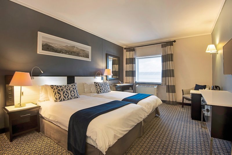 The Commodore Hotel 10