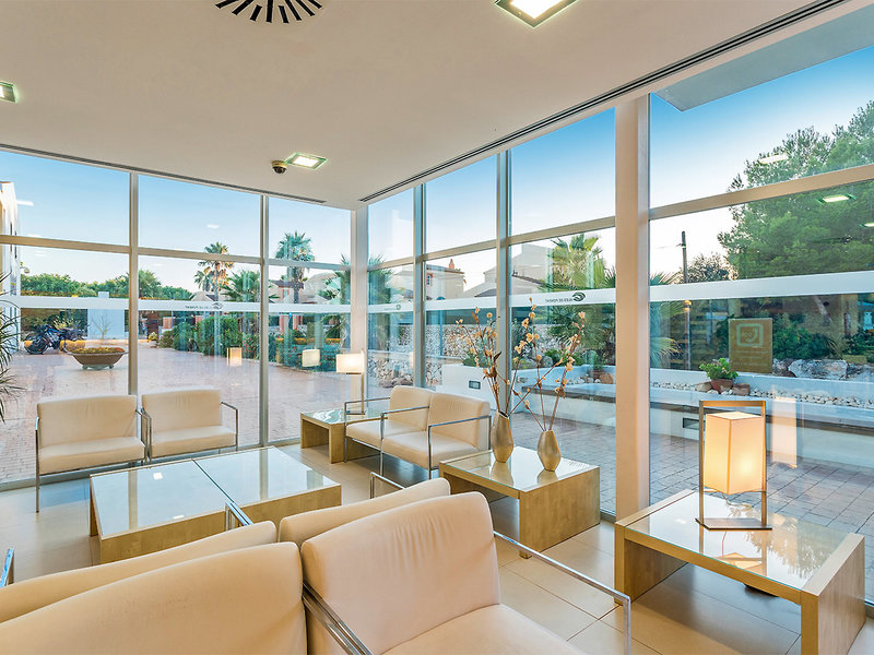 Cales de Ponent Apartments 9