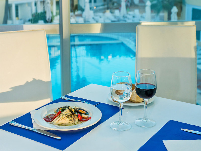 Cales de Ponent Apartments 12