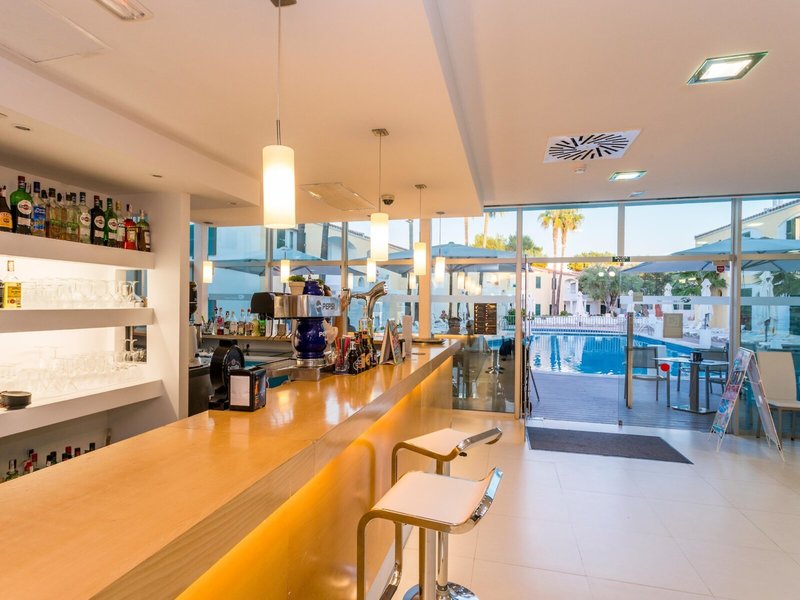 Cales de Ponent Apartments 9