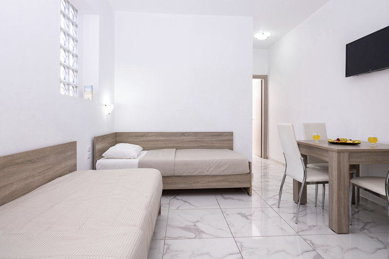 Anthoula Village Hotel 8