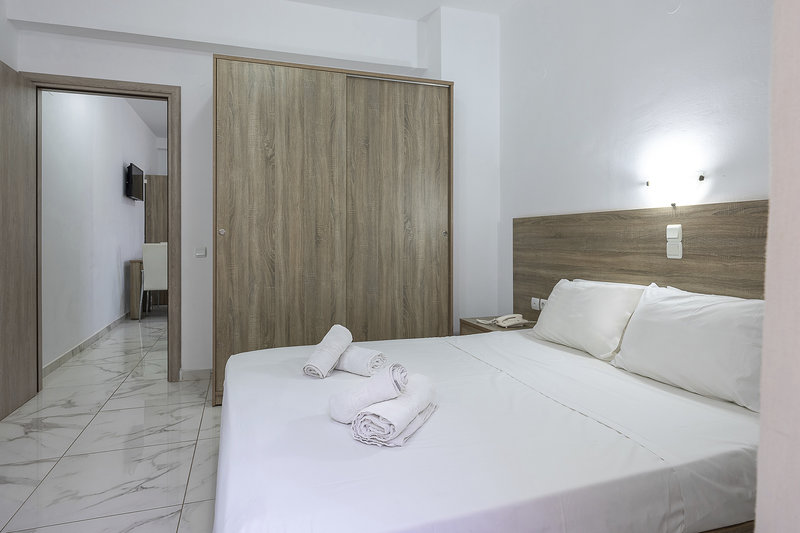 Anthoula Village Hotel 9