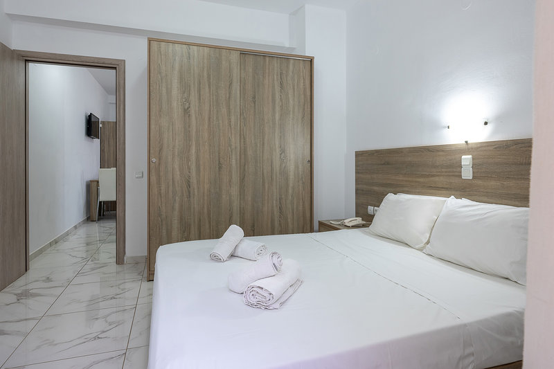 Anthoula Village Hotel 8