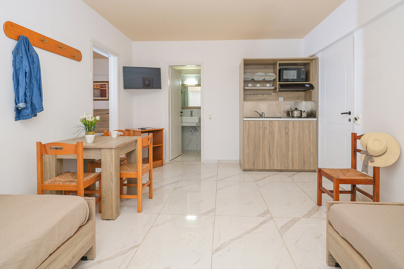 Anthoula Village Hotel 12