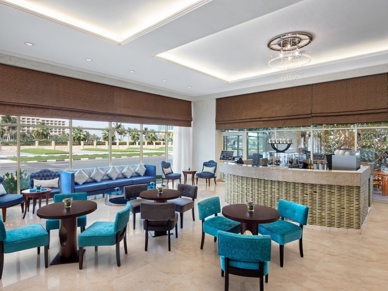 Doubletree by Hilton Ras Al Khaimah 5 - Restaurant