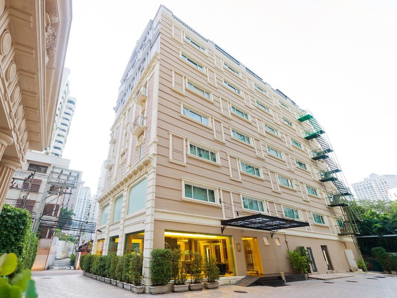 Kingston Suites 2