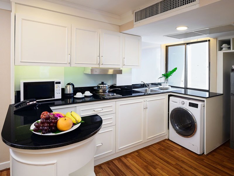 Kingston Suites 19