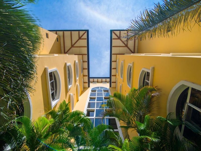 Apartotel & Suites Villas del Rio 5