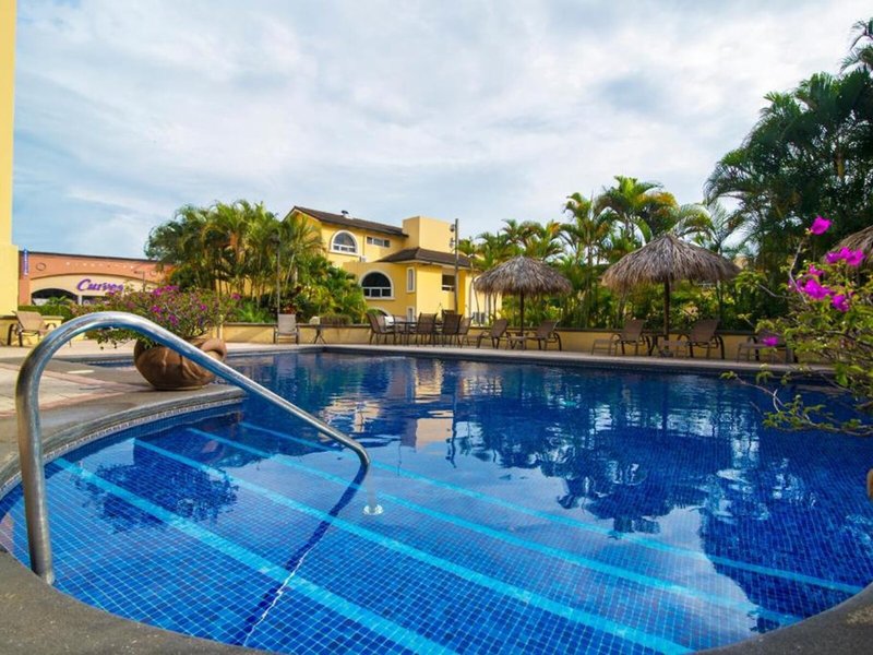 Apartotel & Suites Villas del Rio 6