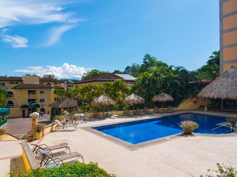 Apartotel & Suites Villas del Rio 10
