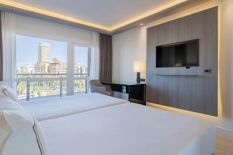 Melia Alicante 53