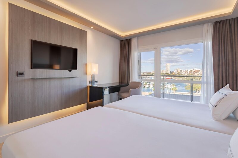 Melia Alicante 71