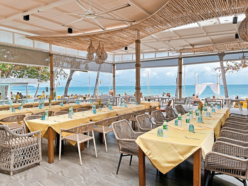 Fair House Beach Resort & Hotel 8