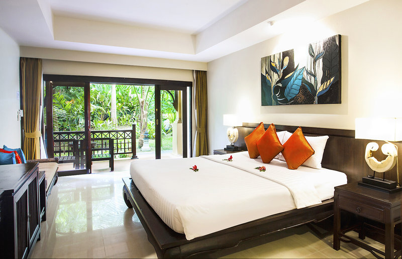 Fair House Beach Resort & Hotel 8