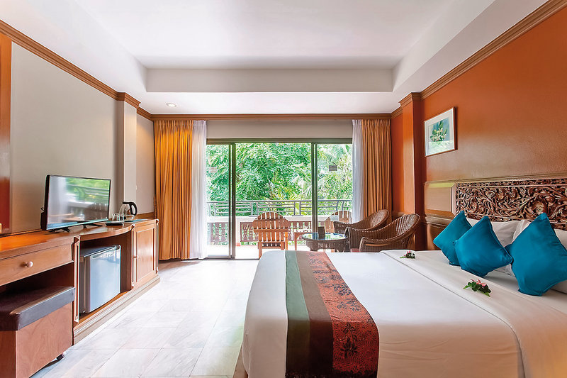 The Fair House Beach Resort 5