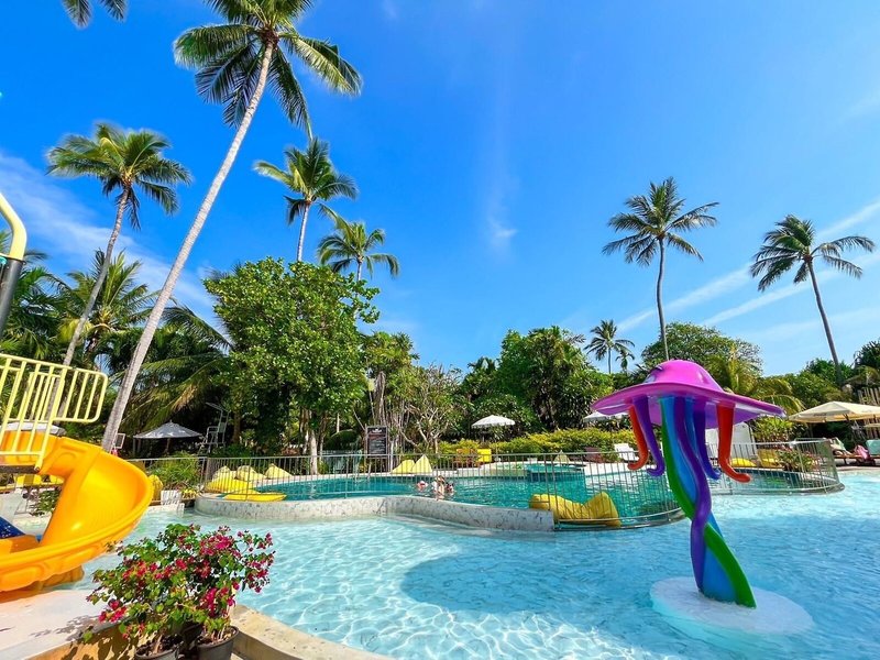 Fair House Beach Resort & Hotel 13