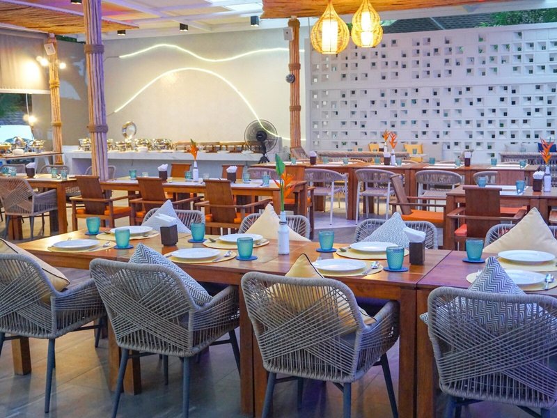 Fair House Beach Resort & Hotel 26