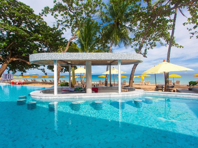 The Fair House Beach Resort 17