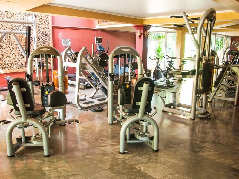 The Fair House Beach Resort 29