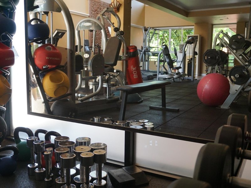 The Fair House Beach Resort 32