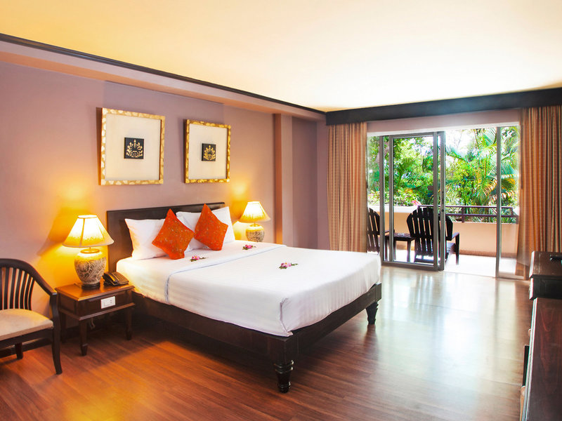 The Fair House Beach Resort 33