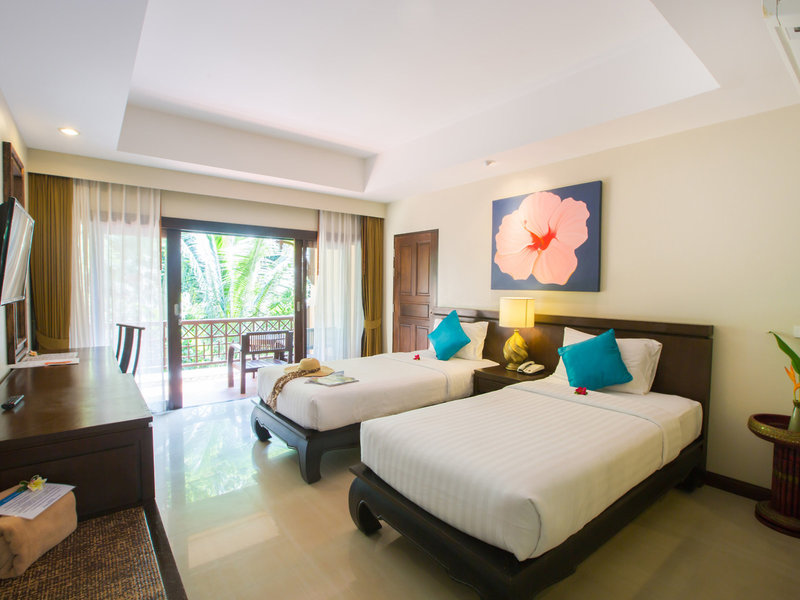 The Fair House Beach Resort 43