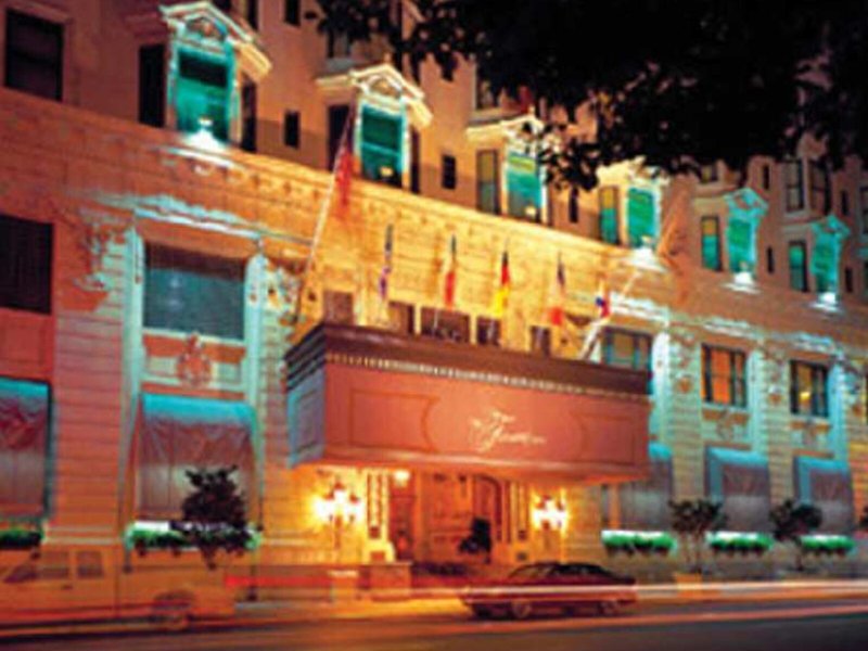 The Roosevelt New Orleans 3