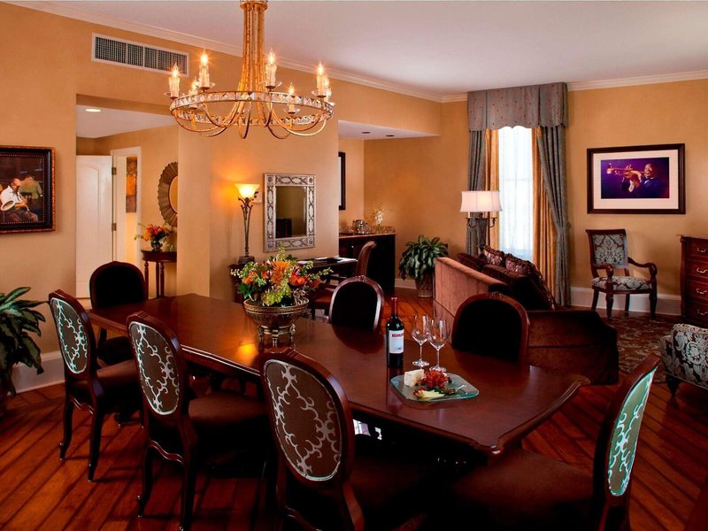 The Roosevelt New Orleans 25