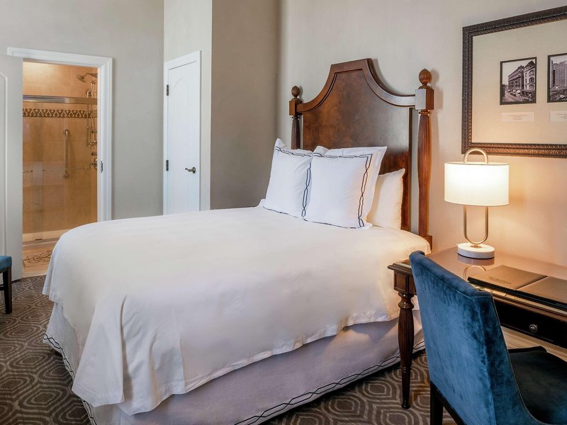 The Roosevelt New Orleans 36