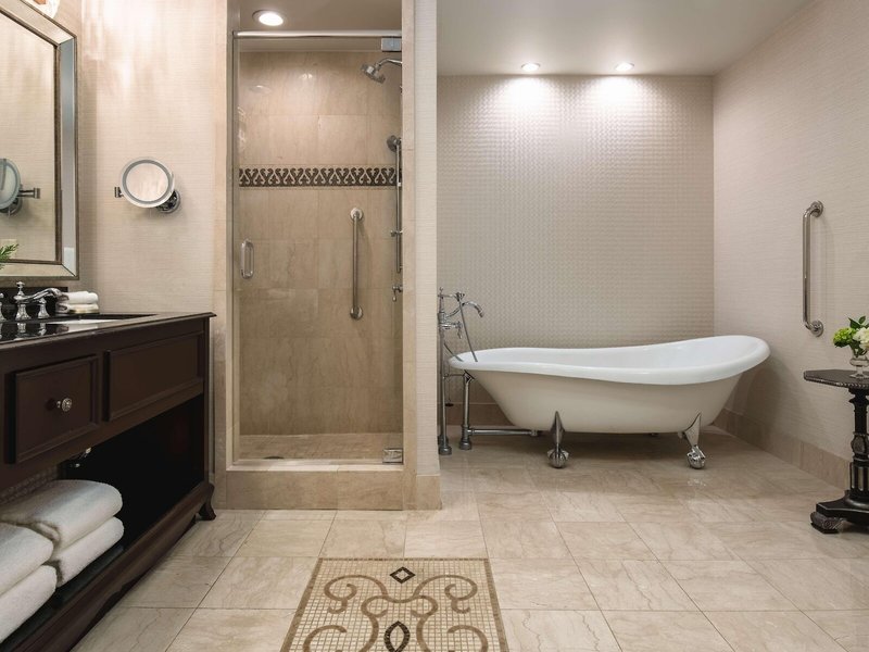 The Roosevelt New Orleans 48