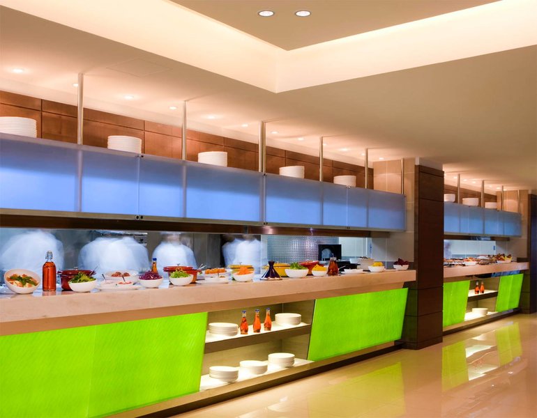 Traders Qaryat Al Beri Abu Dhabi 24