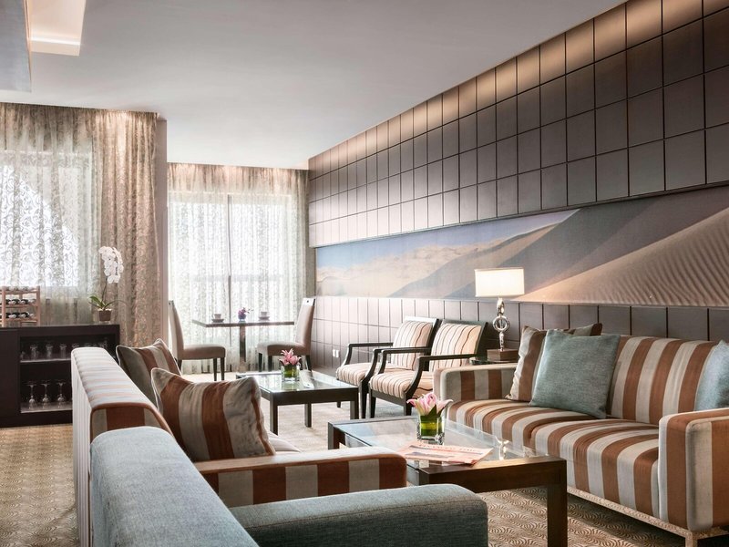 Traders Qaryat Al Beri Abu Dhabi 10