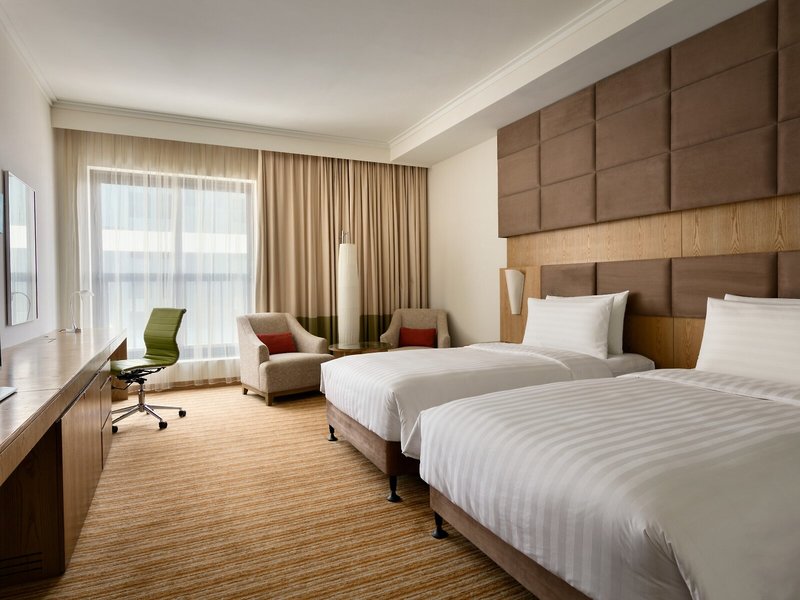 Traders Qaryat Al Beri Abu Dhabi 25