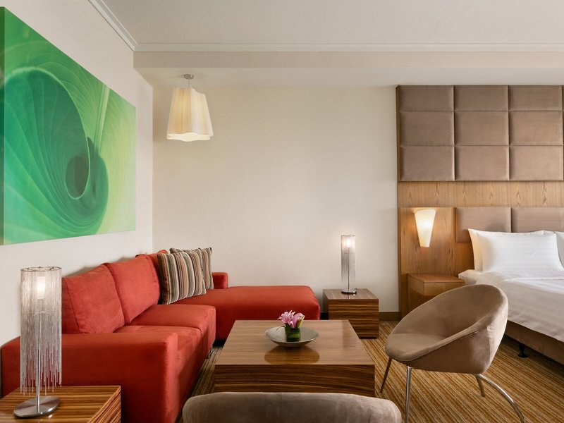 Traders Qaryat Al Beri Abu Dhabi 28